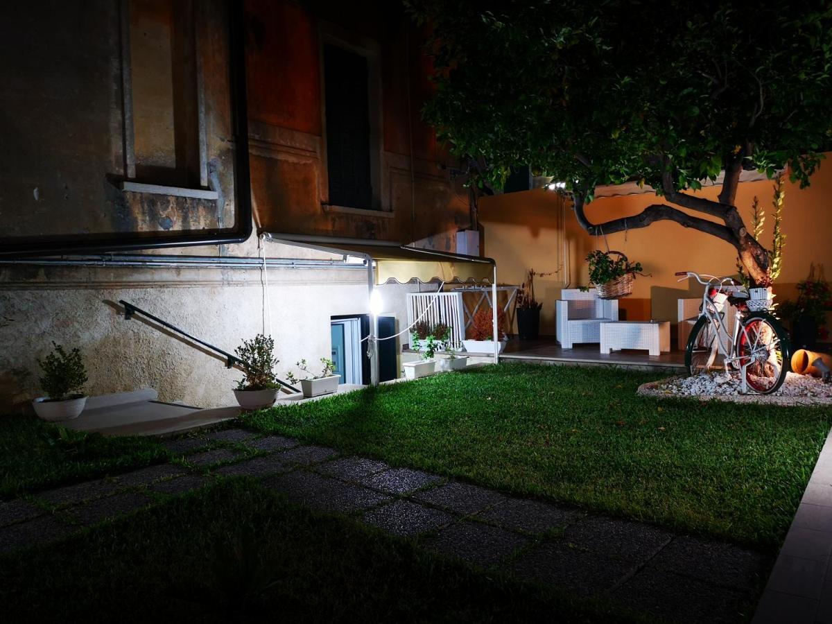 Don Francisco Rooms Tropea Esterno foto